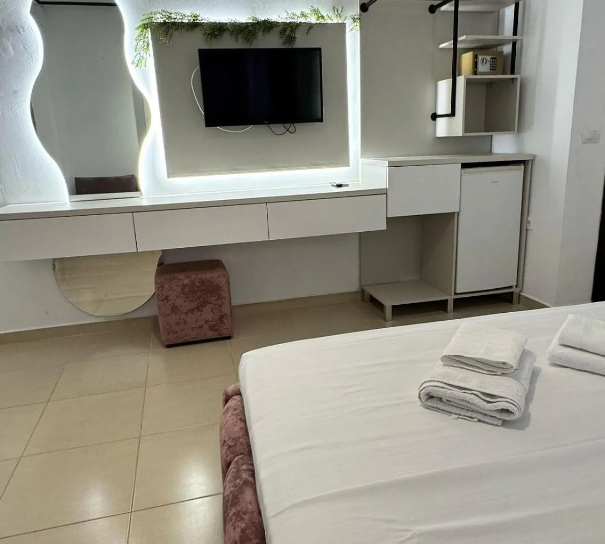 Apartment Villa Shehu Ksamil